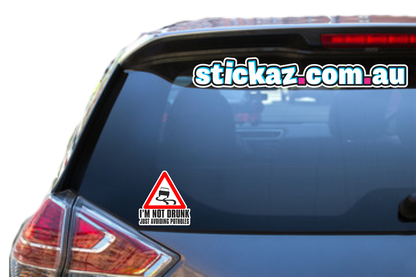 IM NOT DRUNK JUST AVOIDING POTHOLES DECAL FUNNY STICKER AUS MADE WINDOW 4X4